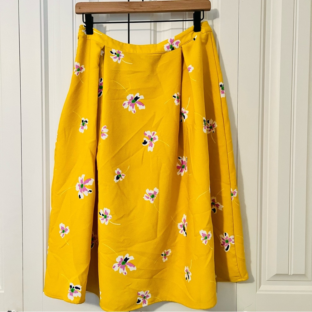 Who What Wear Birdcage Floral Pleated Midi Yellow Skirt - Sz. 6 - Picture 5 of 6